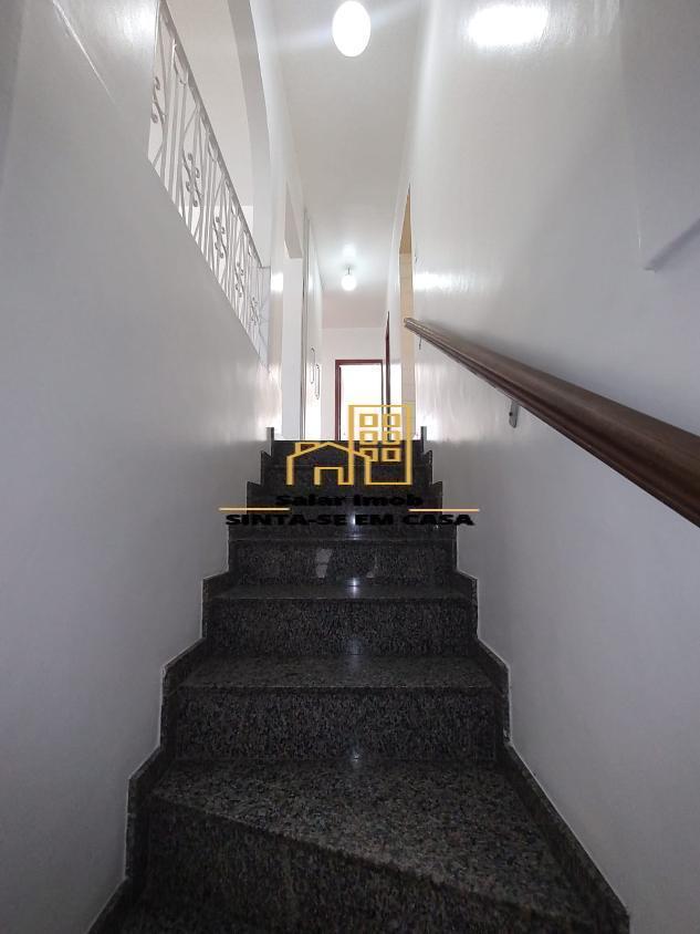 Casa à venda com 3 quartos, 260m² - Foto 11