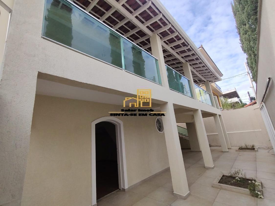 Casa à venda com 3 quartos, 260m² - Foto 2