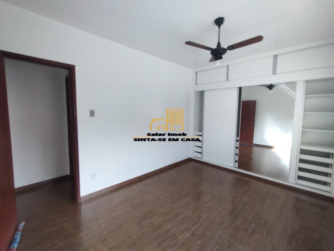 Casa à venda com 3 quartos, 260m² - Foto 32