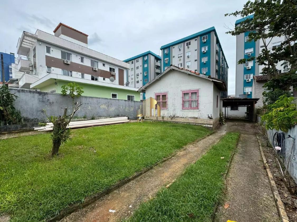 Loteamento e Condomínio à venda, 333m² - Foto 1