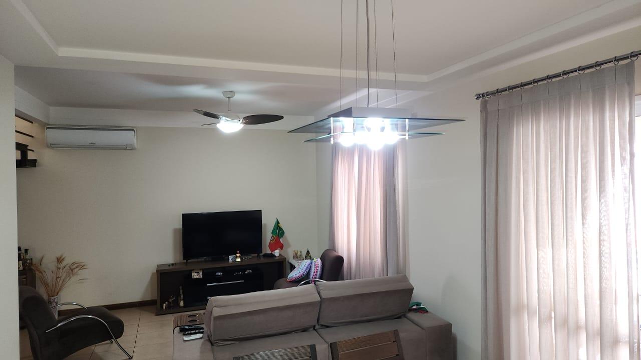 Casa de Condomínio à venda com 3 quartos, 200m² - Foto 8