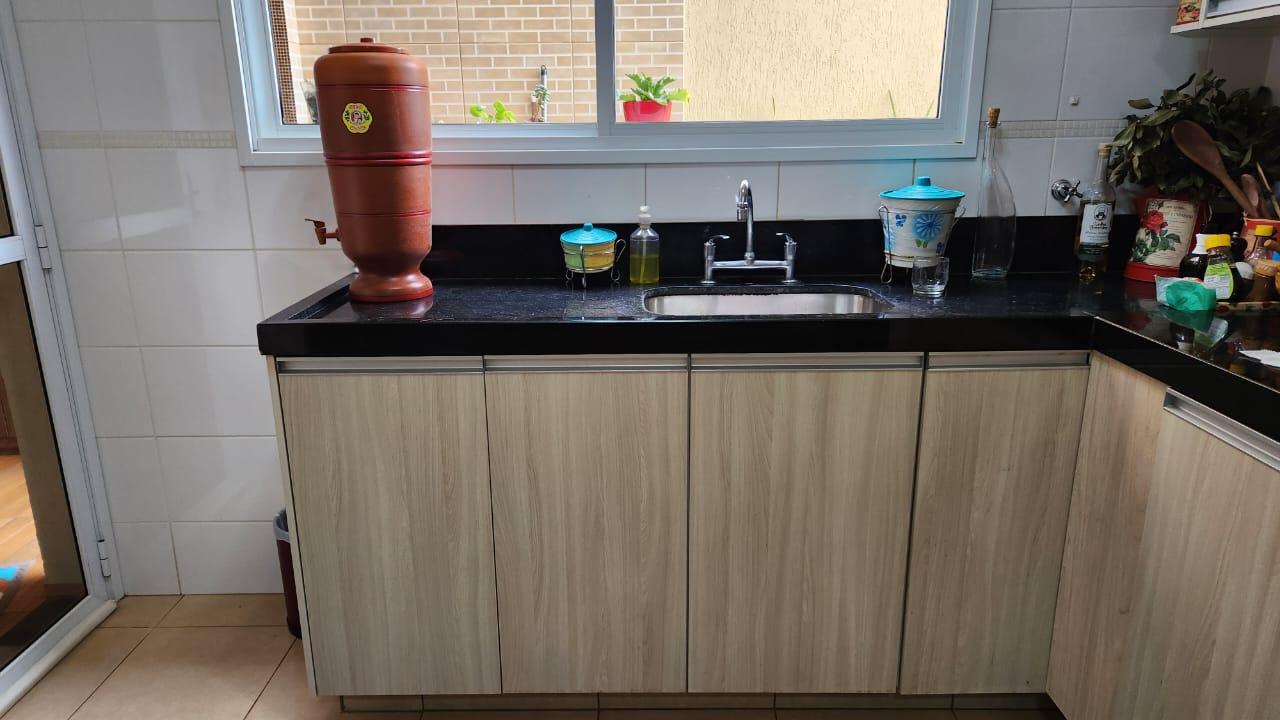 Casa de Condomínio à venda com 3 quartos, 200m² - Foto 18