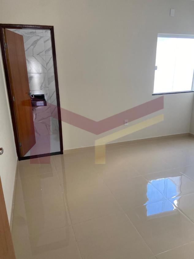 Casa à venda com 3 quartos, 75m² - Foto 5
