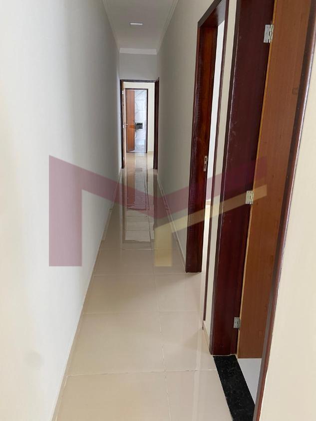 Casa à venda com 3 quartos, 75m² - Foto 3