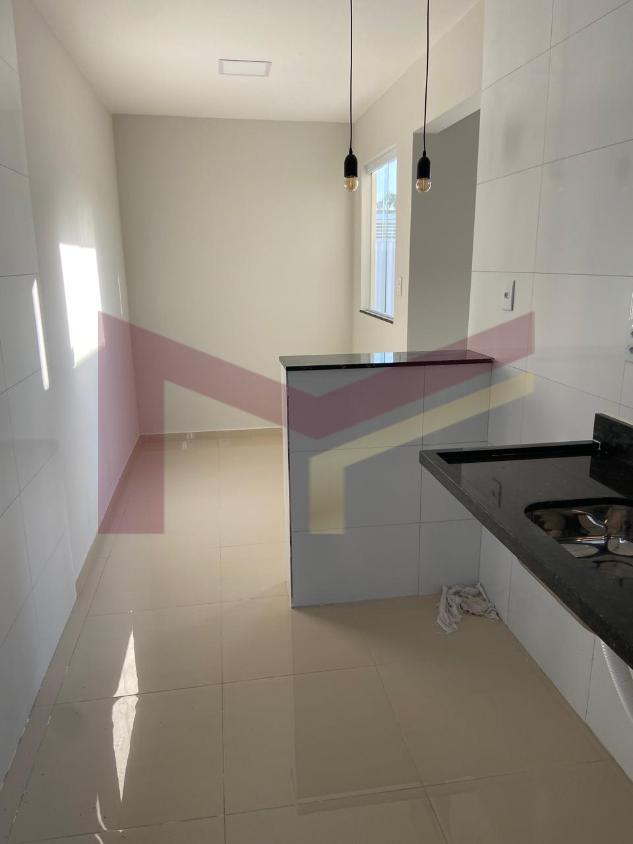 Casa à venda com 3 quartos, 75m² - Foto 8