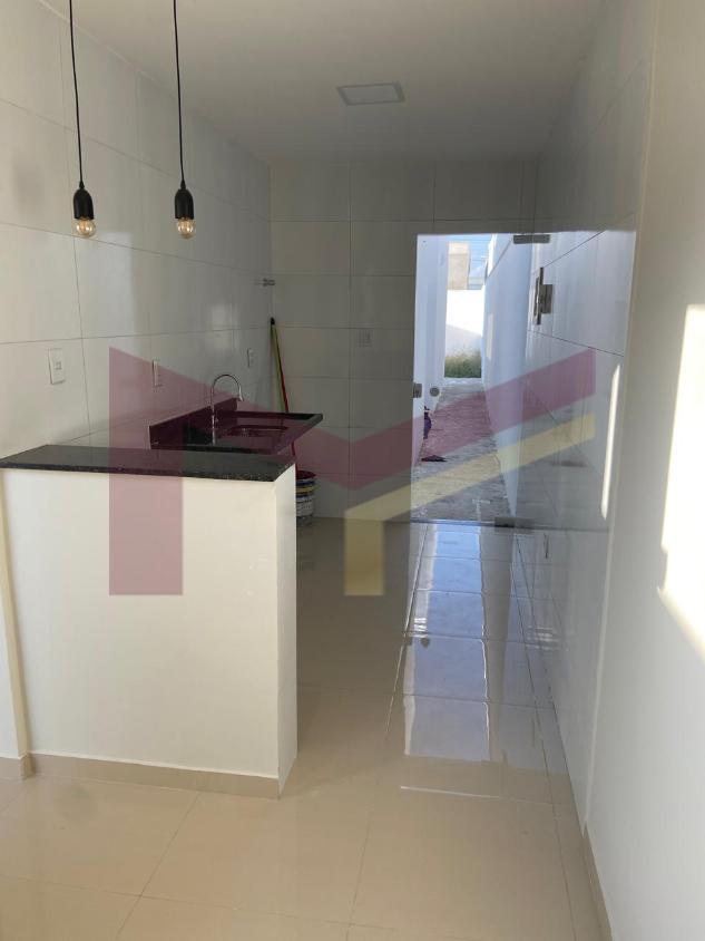 Casa à venda com 3 quartos, 75m² - Foto 7