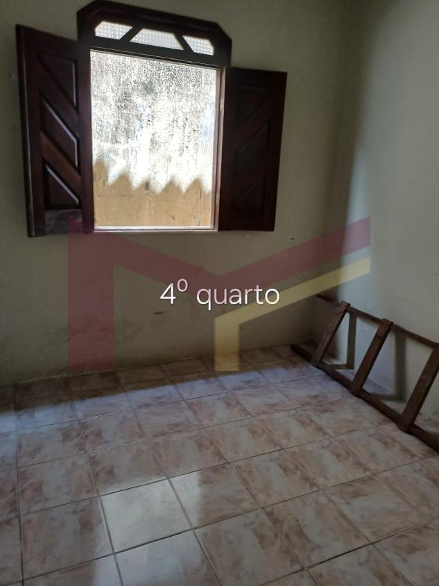 Casa à venda com 4 quartos, 130m² - Foto 12