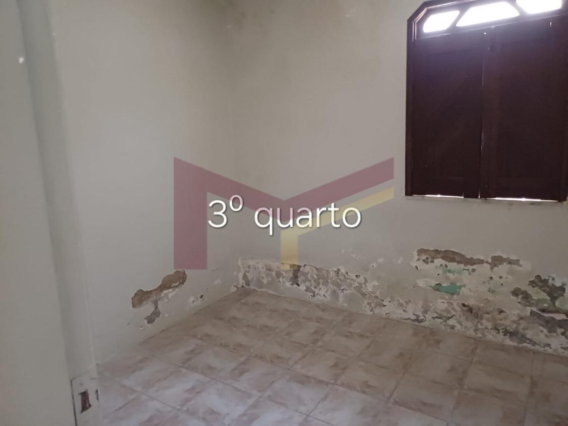 Casa à venda com 4 quartos, 130m² - Foto 11