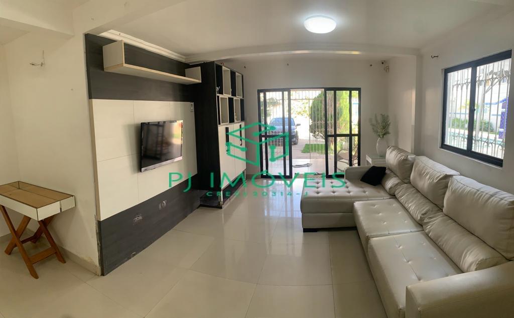 Casa à venda com 5 quartos, 180m² - Foto 4
