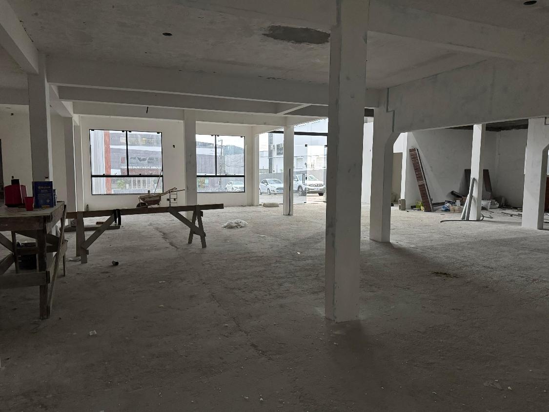 Prédio Inteiro - Foto 6