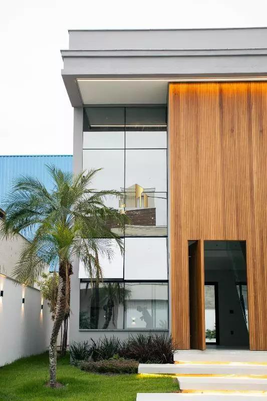 Casa de Condomínio à venda com 3 quartos, 297m² - Foto 3