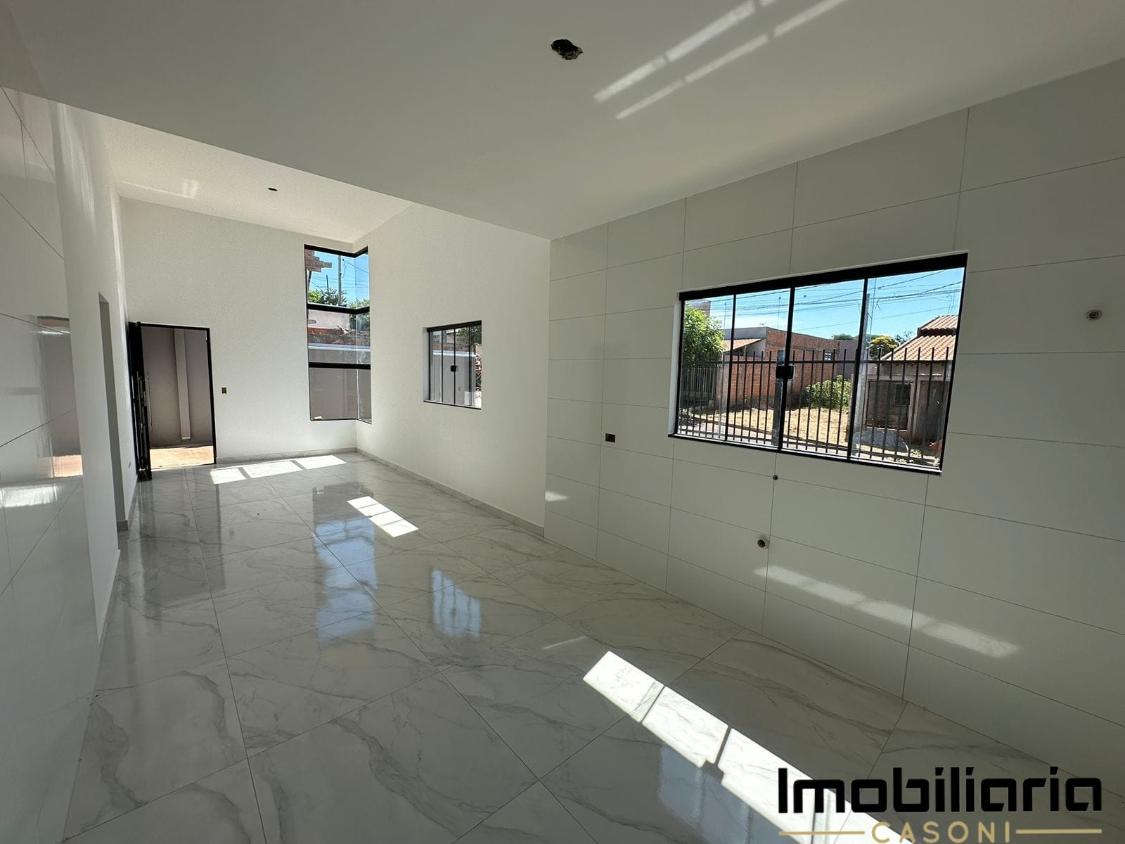 Casa à venda com 3 quartos, 77m² - Foto 4