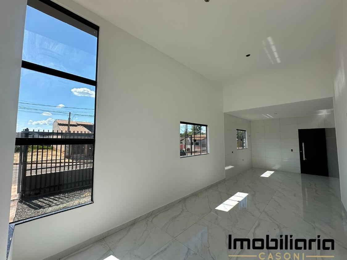 Casa à venda com 3 quartos, 77m² - Foto 2
