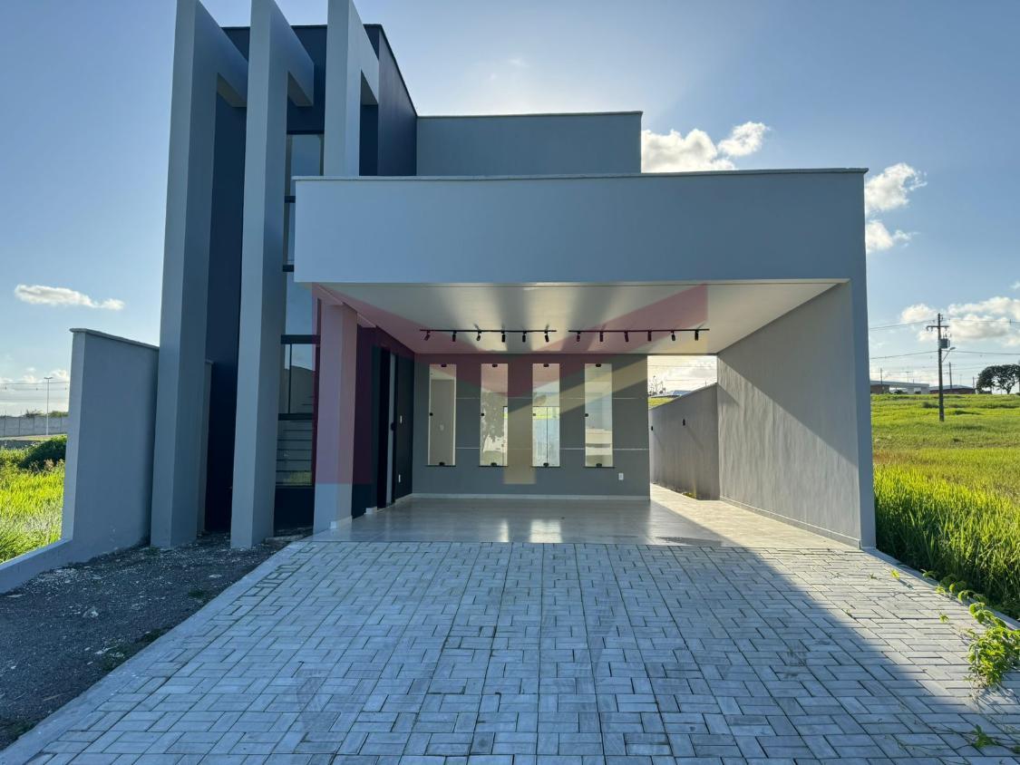 Casa à venda com 3 quartos, 105m² - Foto 1