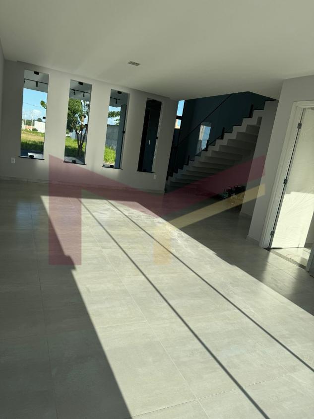 Casa à venda com 3 quartos, 105m² - Foto 13