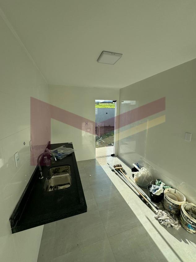 Casa à venda com 3 quartos, 105m² - Foto 10