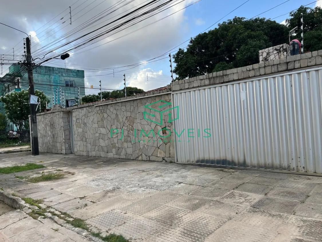 Casa à venda com 3 quartos, 200m² - Foto 18