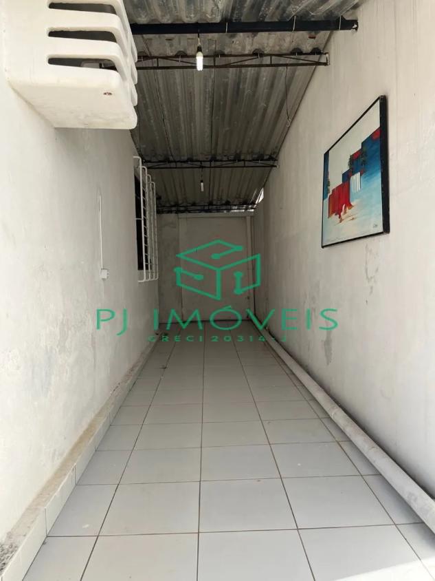 Casa à venda com 3 quartos, 200m² - Foto 17