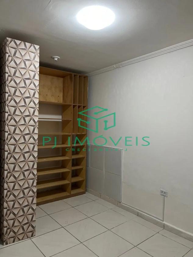 Casa à venda com 3 quartos, 200m² - Foto 5