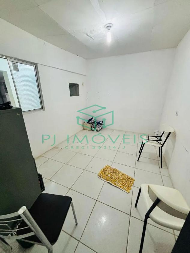 Casa à venda com 5 quartos, 250m² - Foto 7