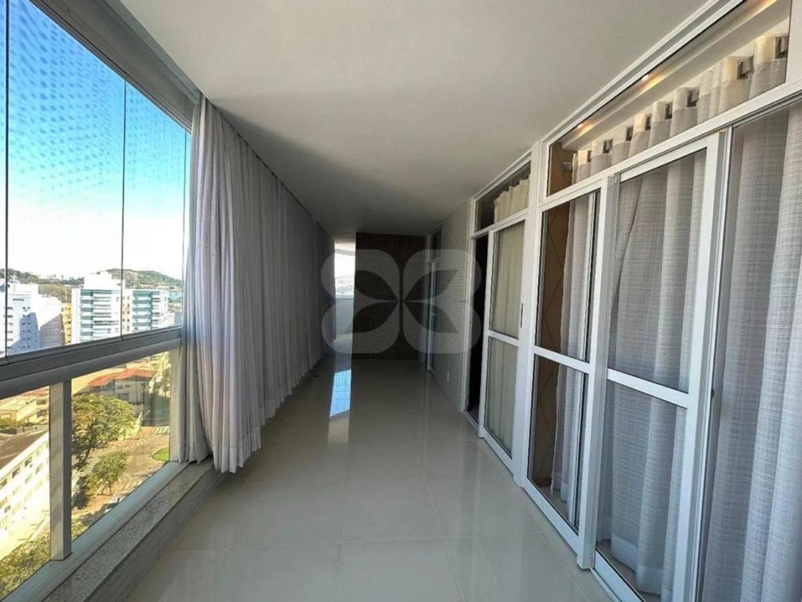 Apartamento à venda com 3 quartos, 150m² - Foto 9