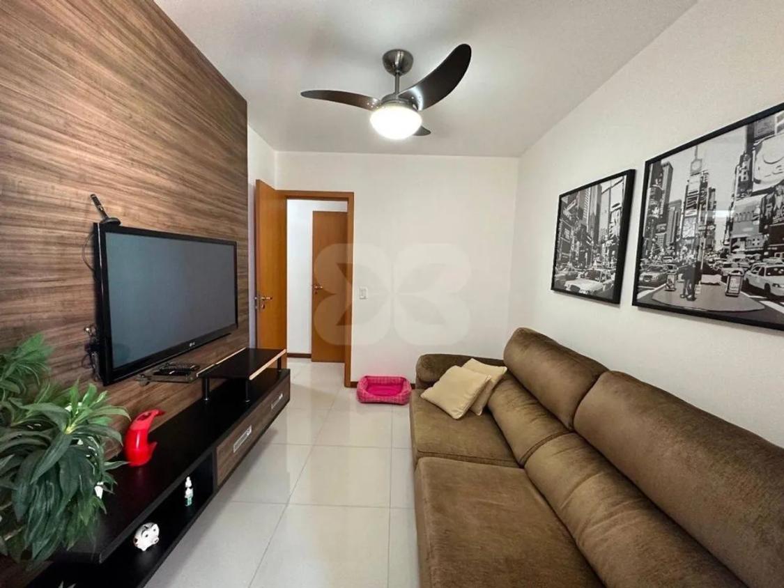 Apartamento à venda com 3 quartos, 150m² - Foto 1