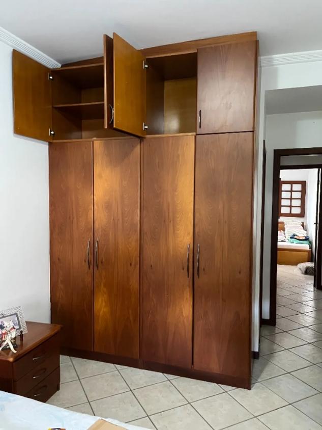 Casa à venda com 3 quartos, 240m² - Foto 11