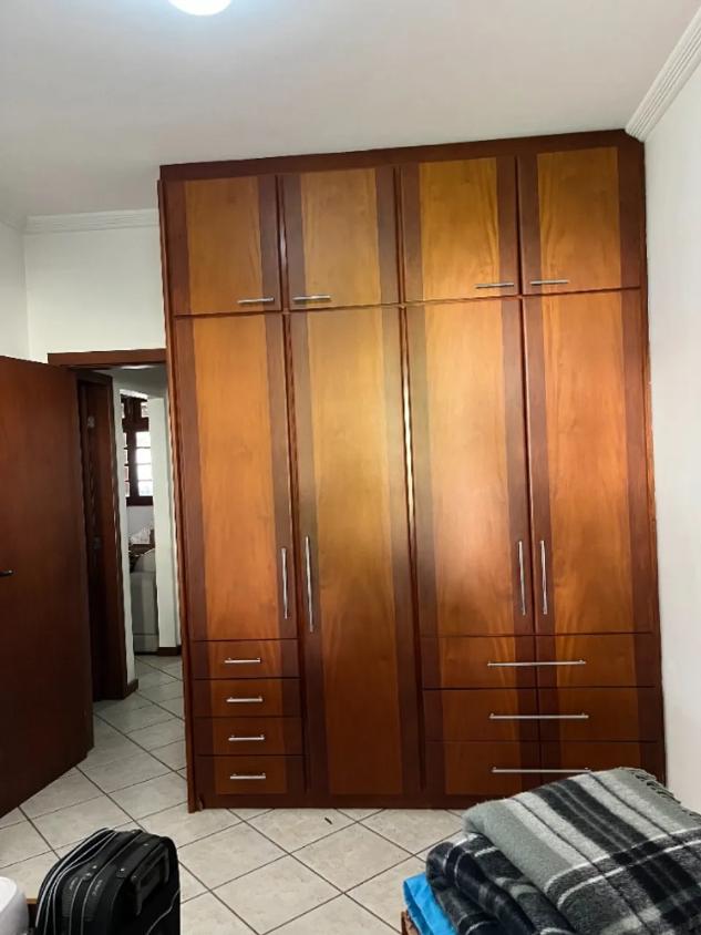 Casa à venda com 3 quartos, 240m² - Foto 12
