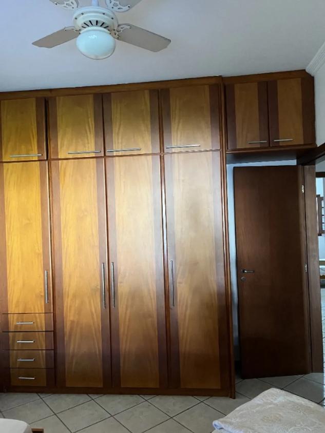 Casa à venda com 3 quartos, 240m² - Foto 14