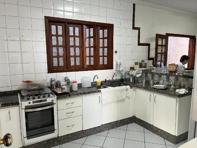 Casa à venda com 3 quartos, 240m² - Foto 17