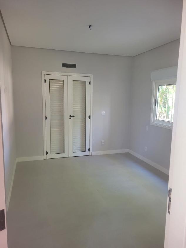 Casa de Condomínio à venda com 4 quartos, 320m² - Foto 31