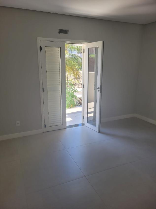Casa de Condomínio à venda com 4 quartos, 320m² - Foto 19