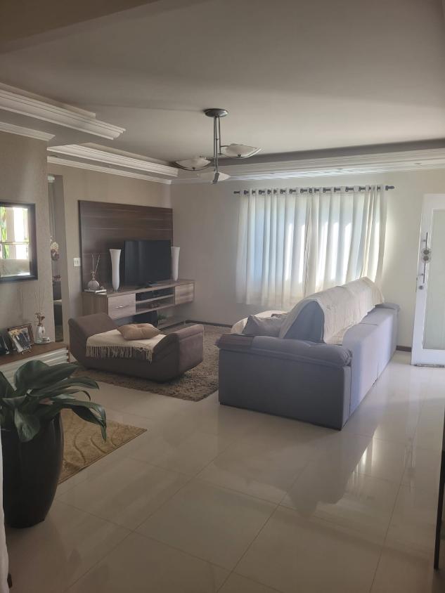 Casa de Condomínio à venda com 3 quartos, 282m² - Foto 4