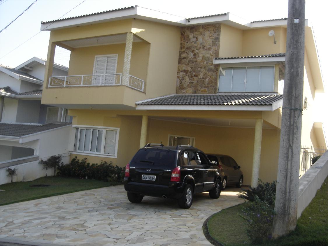 Casa de Condomínio à venda e aluguel com 4 quartos, 305m² - Foto 1