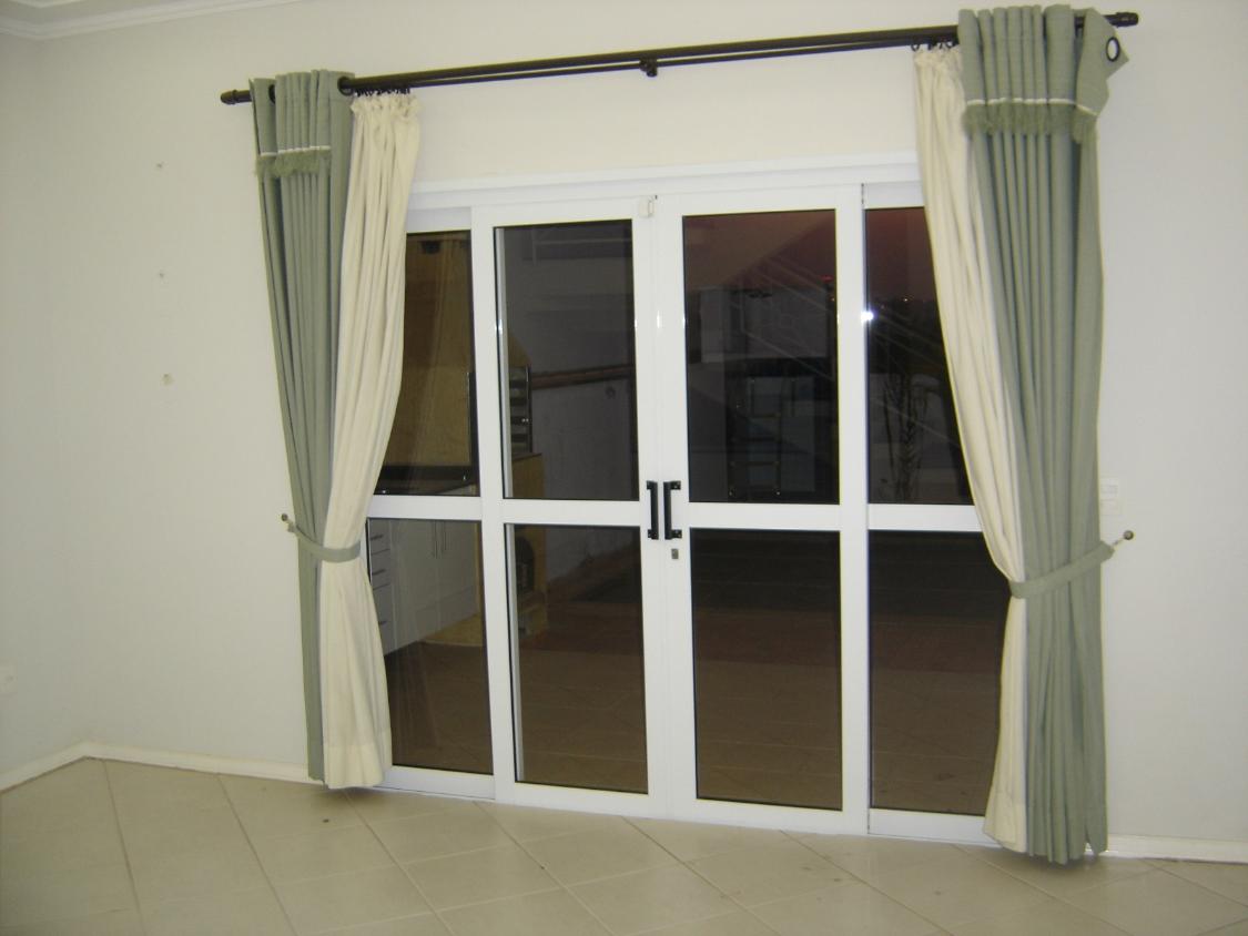 Casa de Condomínio à venda e aluguel com 4 quartos, 305m² - Foto 6