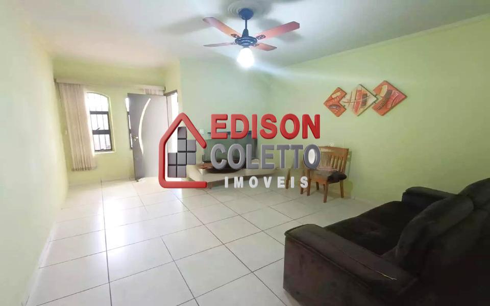 Casa à venda com 2 quartos, 84m² - Foto 4