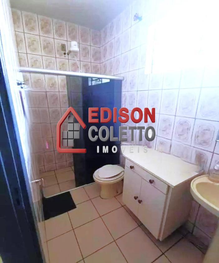 Casa à venda com 2 quartos, 84m² - Foto 8