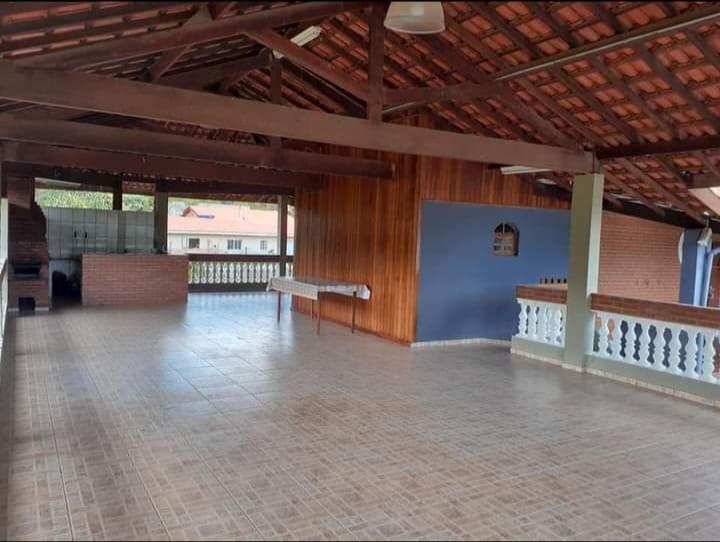 Chácara à venda com 3 quartos, 900m² - Foto 2