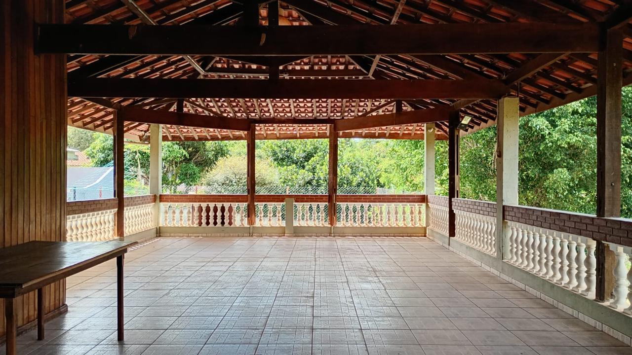 Chácara à venda com 3 quartos, 900m² - Foto 4