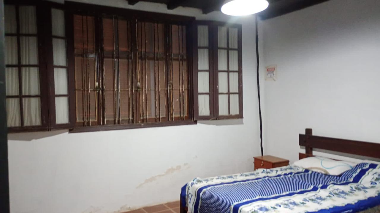 Chácara à venda com 3 quartos, 900m² - Foto 13