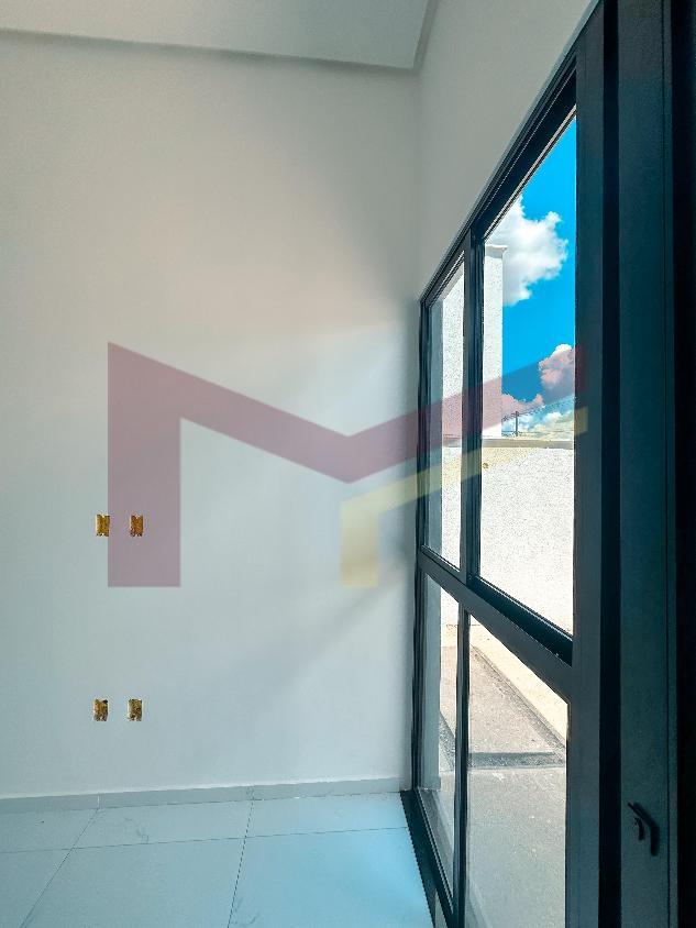 Casa à venda com 3 quartos, 80m² - Foto 4