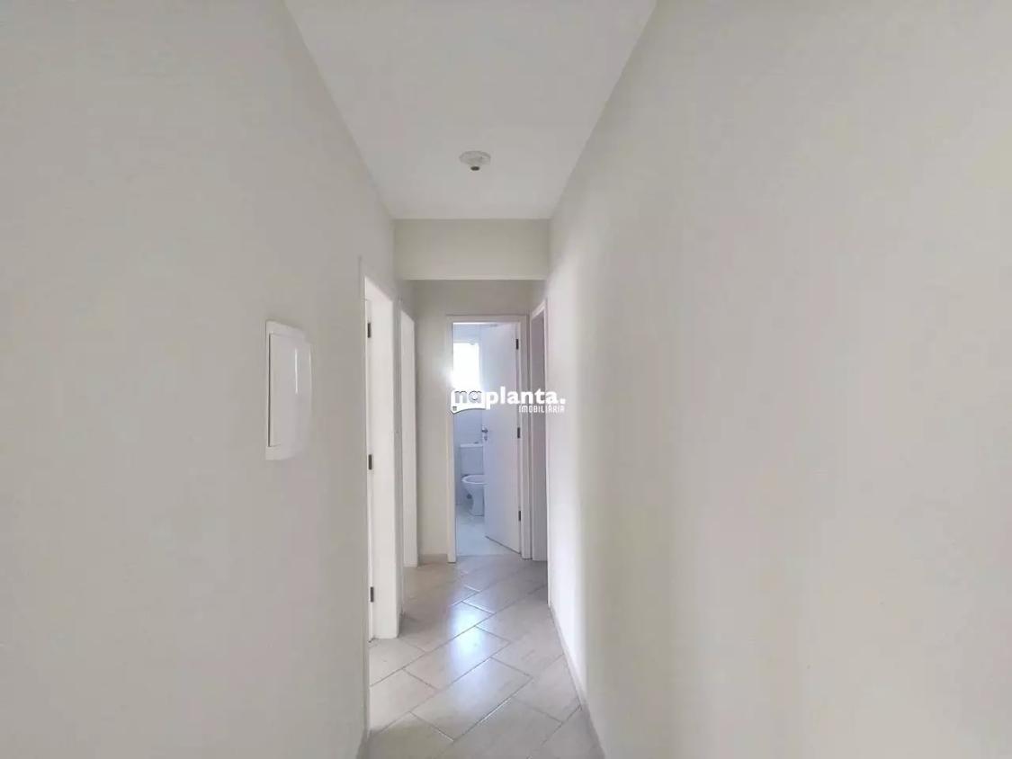 Apartamento à venda com 3 quartos, 72m² - Foto 2