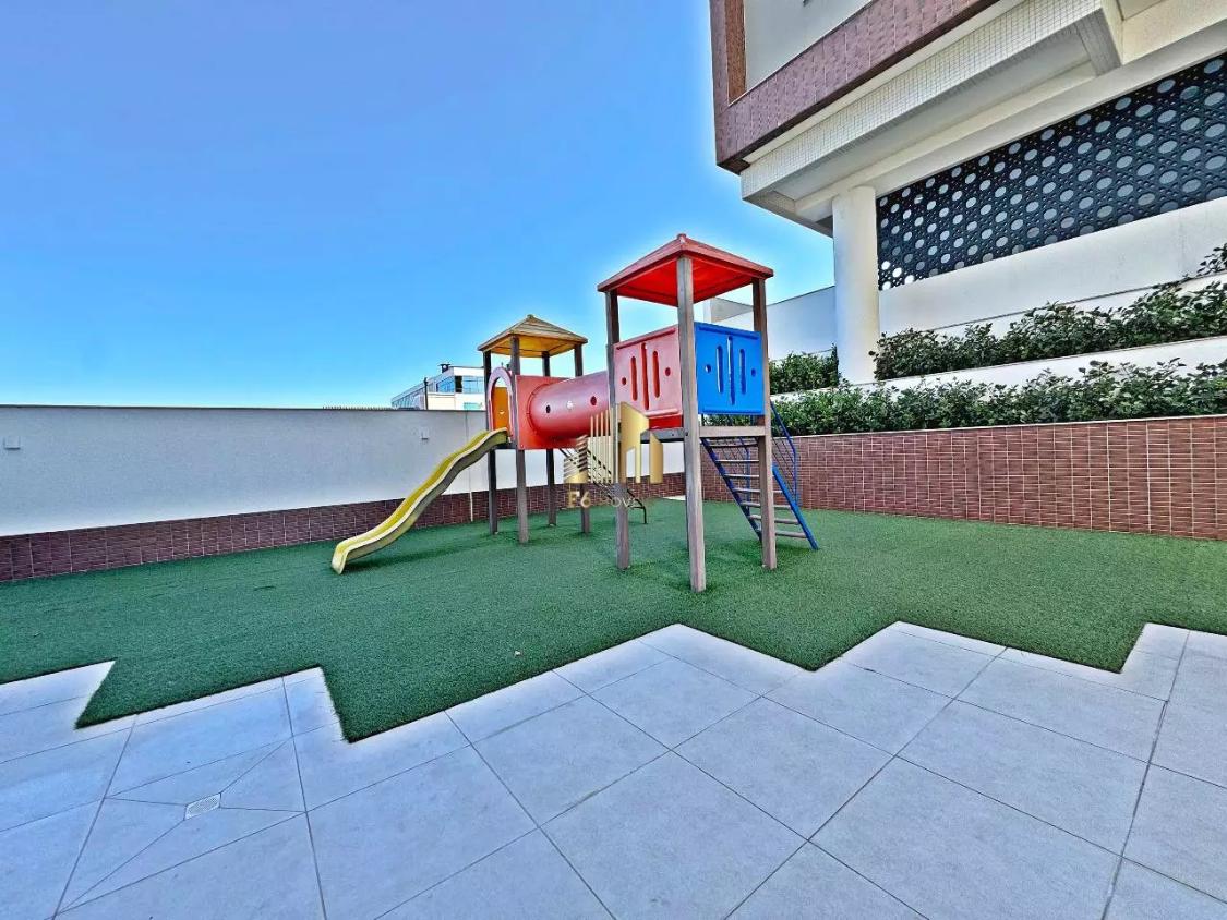 Apartamento à venda com 3 quartos, 125m² - Foto 7