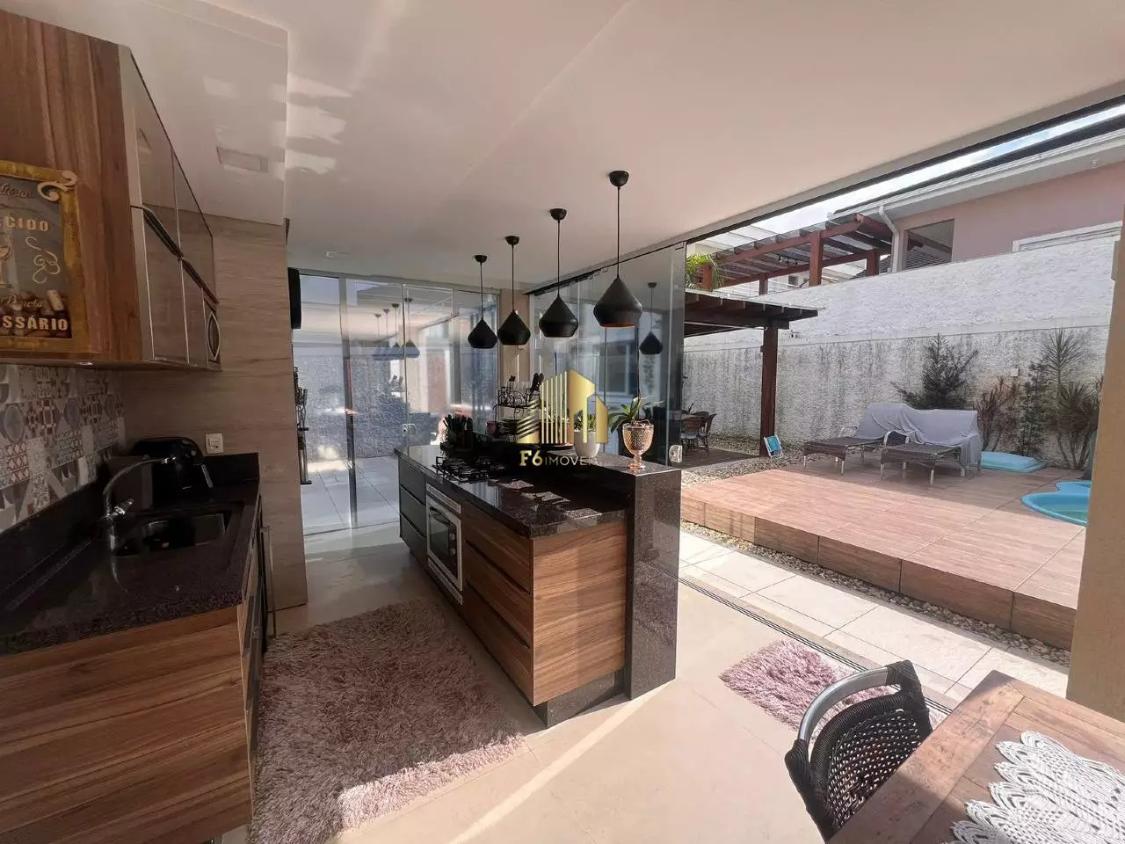 Casa de Condomínio à venda e aluguel com 3 quartos, 348m² - Foto 22