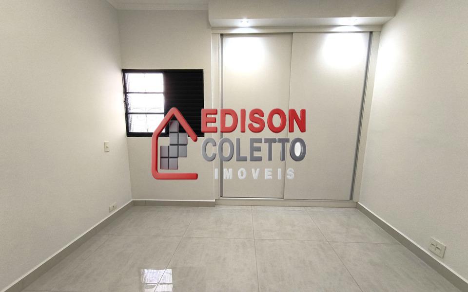Casa à venda com 3 quartos, 122m² - Foto 14