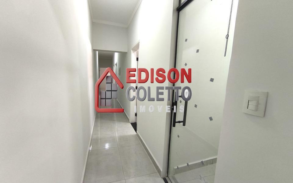 Casa à venda com 3 quartos, 122m² - Foto 4