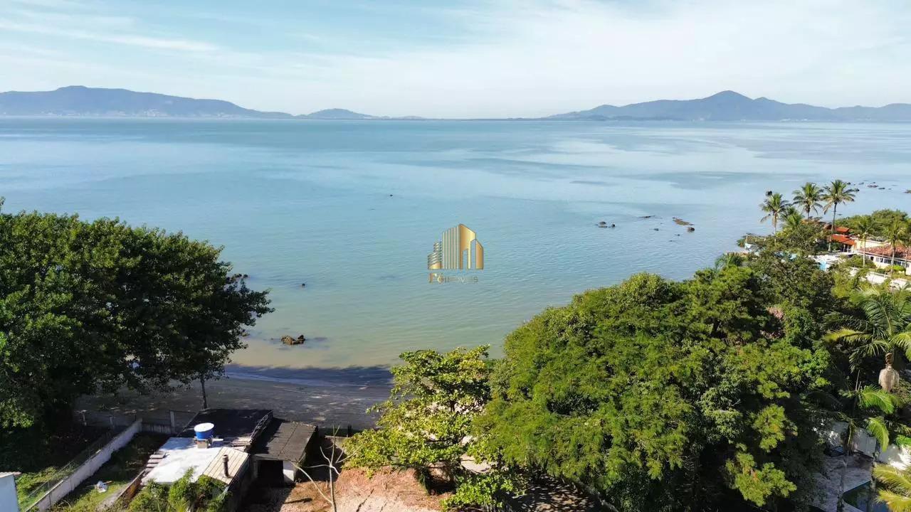 Prédio Inteiro para alugar com 4 quartos, 300m² - Foto 3