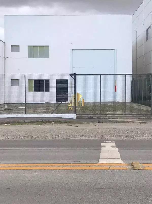 Depósito-Galpão-Armazém para alugar, 643m² - Foto 1