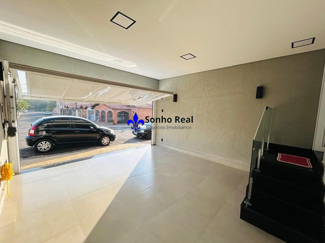 Casa à venda com 2 quartos, 110m² - Foto 4