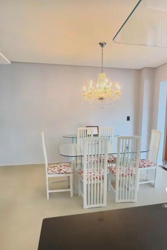 Casa de Condomínio à venda com 3 quartos, 272m² - Foto 4